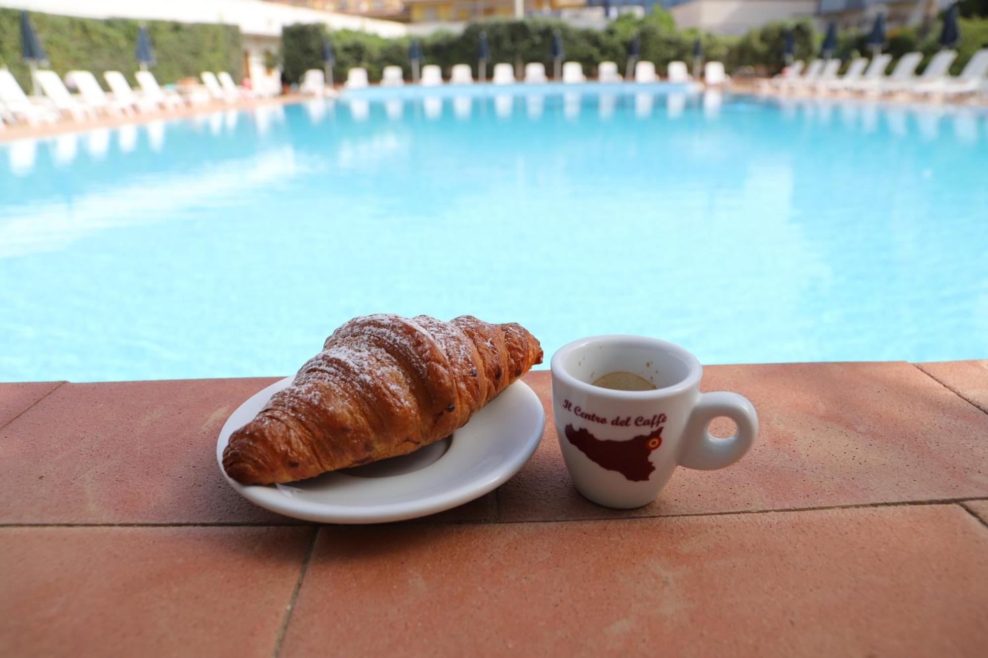 La Cicala Otel Brolo Dış mekan fotoğraf